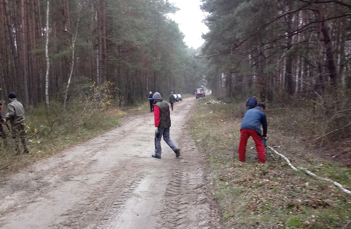 prace przy drodze powiatowej
