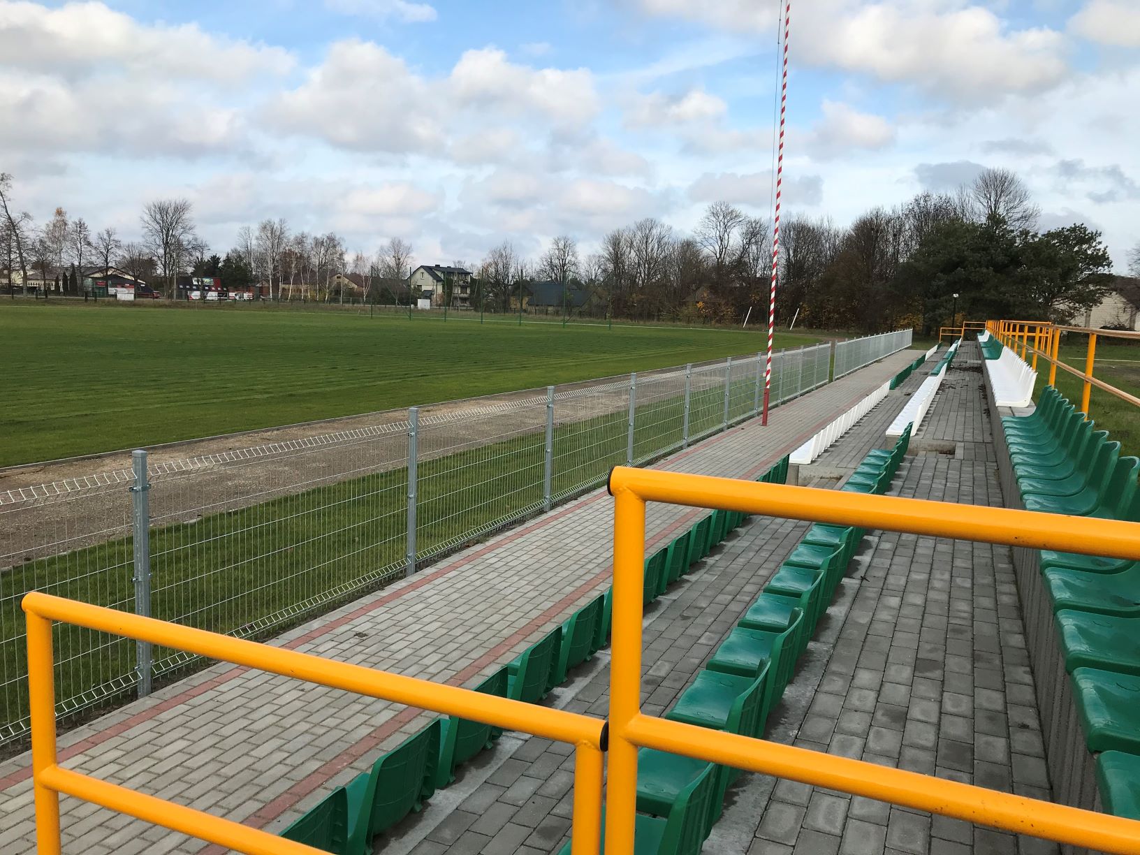 Stadion w Łomazach 